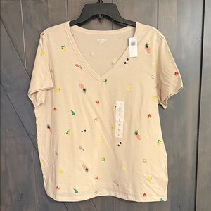 NWT Old Navy Cream V-Neck T-Shirt with fun Summer print size large